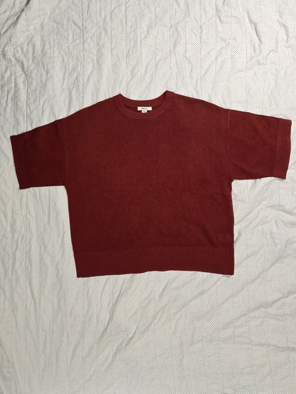 RW&CO Short-Sleeve Crew-Neck Boxy Sweater Red Size Medium